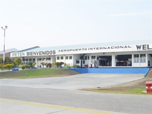 Aereopuerto de Petén antes de las remodelaciones