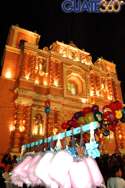 Iglesia de Jocotenango en día de velación