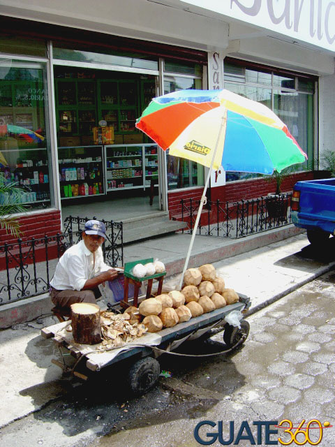Deliciosa agua de coco en Panajachel