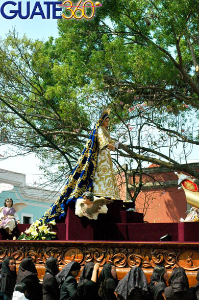El paso de la Virgen Dolorosa del Templo de la Recolección