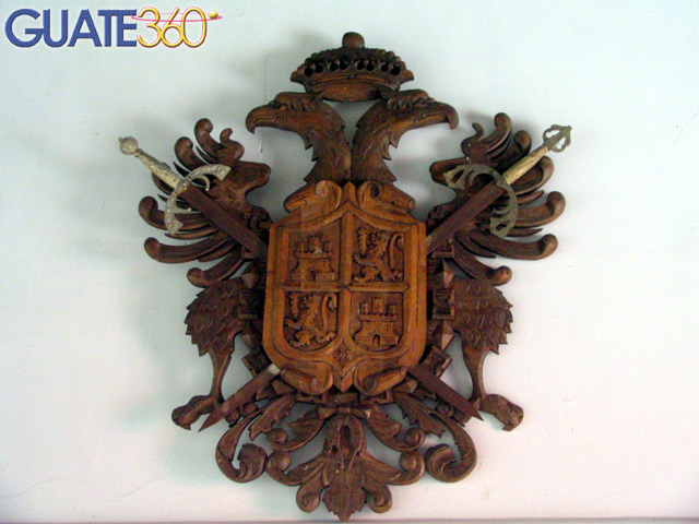 Escudo de madera
