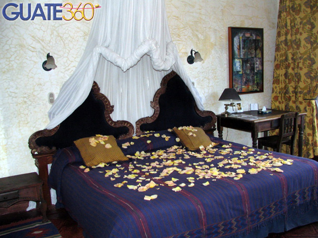 Cama matrimonial queen