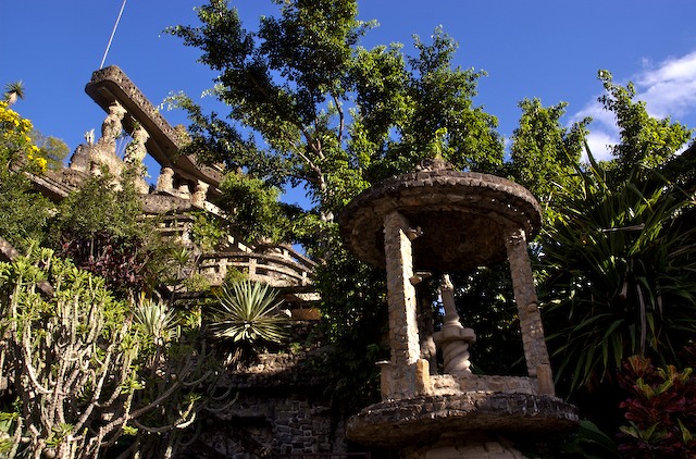 Santa Teresita y Kawilal Spa en Guatemala