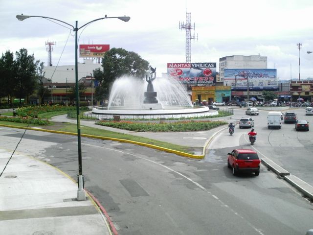 Monumento a la Paz en el Centro Cívico de la Ciudad de Guatemala