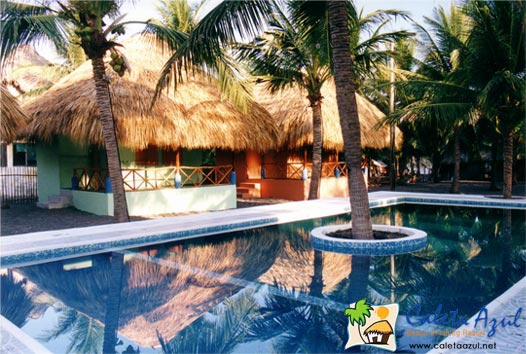 Piscina Hotel Caleta Azul