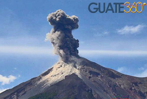 Volcán de Fuego en Erupción en Guatemala
