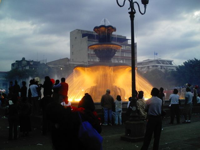 Ciudad de Guatemala: Fuente en el Parque Central