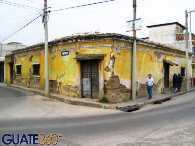 Esquina tradicional del centro de Quetzaltenango