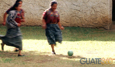 Jugando Futbol