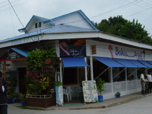 Viviendas y restaurantes en Livingston, Izabal