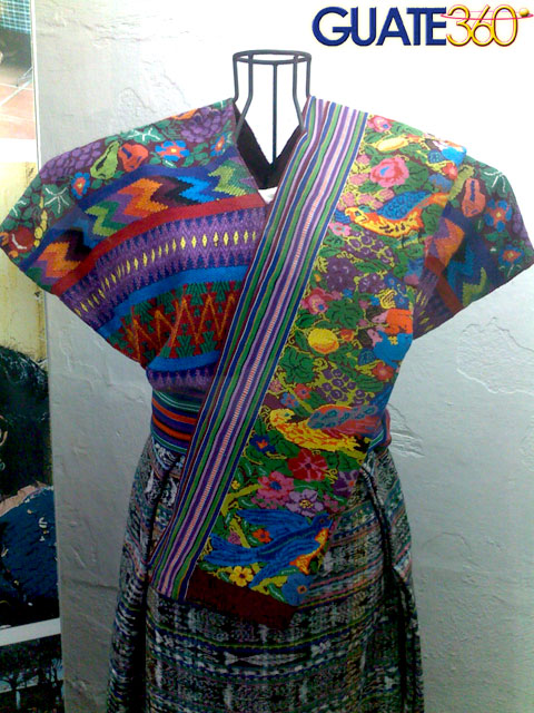 Textiles que forman parte de los trajes tipicos de Guatemala