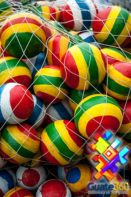 Pelotas de Tripa de Coche - un juguete de Guatemala