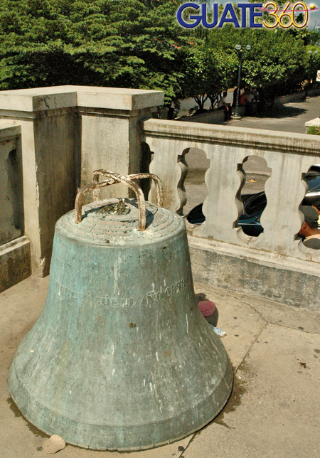 Campana de la Catedral de Zacapa