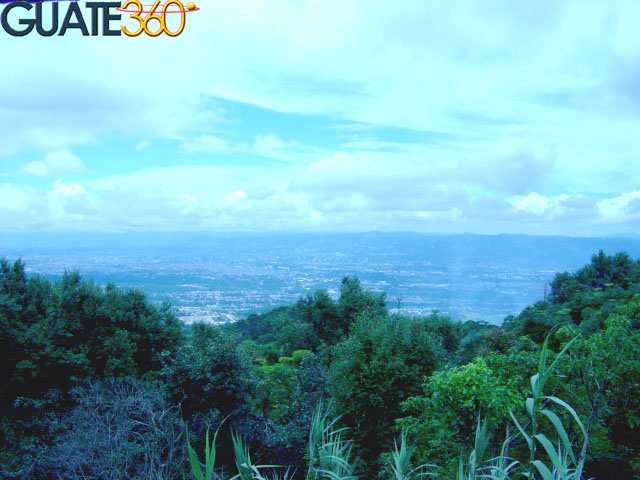 Admirando la ciudad de Guatemala
