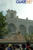 Jesús de la Caída rodeando el parque central