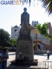 Monumento a Manuel Tot