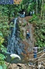 Disfrutando al máximo de la aventura en medio del bosque
