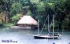 Barcos anclados en el Rio Dulce de Izabal