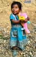 Niña con su regalo